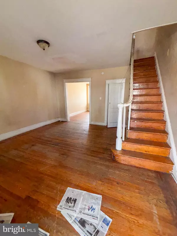 Philadelphia, PA 19120,4926 BOUDINOT ST