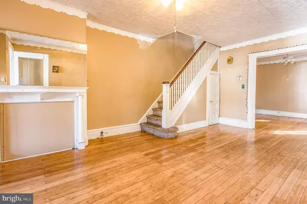 Philadelphia, PA 19143,5244 WALTON AVE