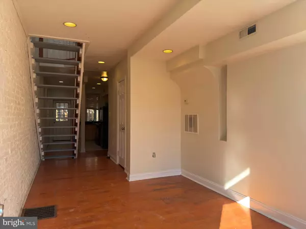 Baltimore, MD 21230,864 CARROLL ST