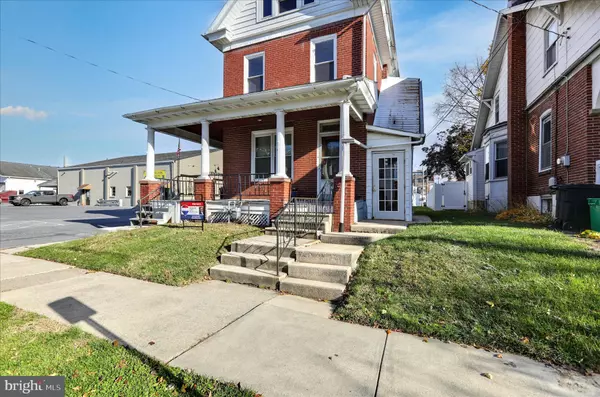 Mohnton, PA 19540,31 S WYOMISSING AVE