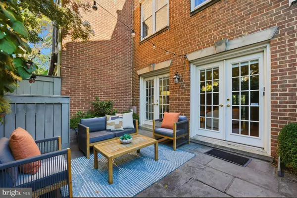 Washington, DC 20016,4286 MASSACHUSETTS AVE NW