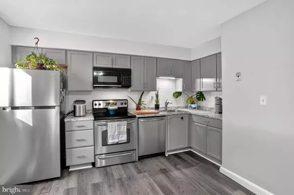 Mount Airy, MD 21771,714 ROBINWOOD DR