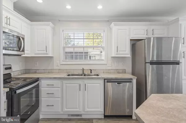 Lewes, DE 19958,17247 PINE WATER DR