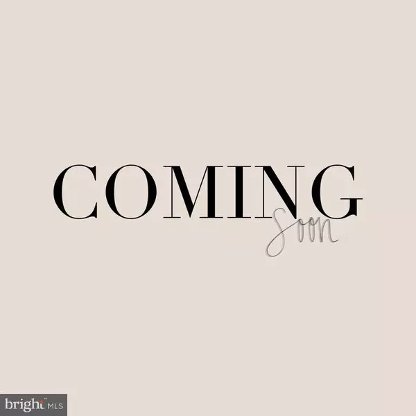 15 PICKERING CT #15-02, Germantown, MD 20874