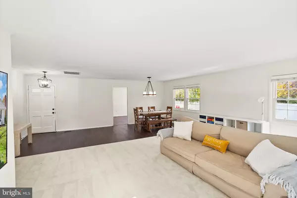 Fairfax, VA 22033,13116 PENNDALE LN