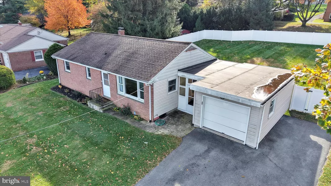 3148 BOWMAN RD, Lancaster, PA 17601