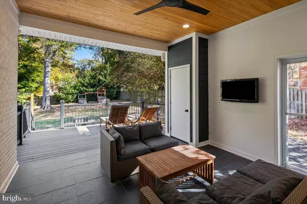 4504 NEPTUNE DR, Alexandria, VA 22309