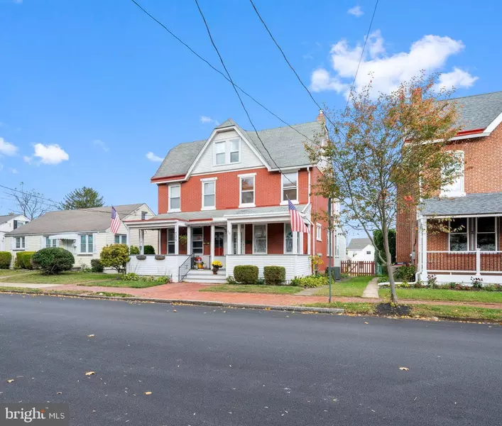 737 S MATLACK ST, West Chester, PA 19382