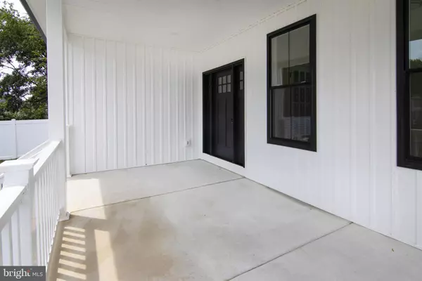 Cherry Hill, NJ 08002,903 MERCER ST