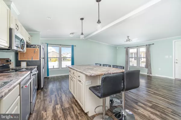 Palmyra, PA 17078,421 N RAILROAD ST