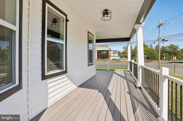 Collingswood, NJ 08107,236 WHITE HORSE PIKE