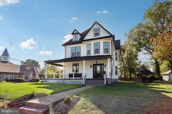 Collingswood, NJ 08107,236 WHITE HORSE PIKE