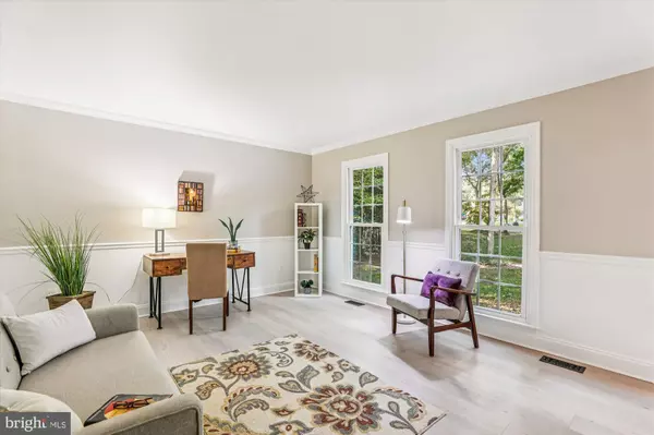 Severna Park, MD 21146,126 AMESBURY CT