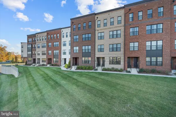 Ashburn, VA 20148,22361 ROANOKE RISE TER