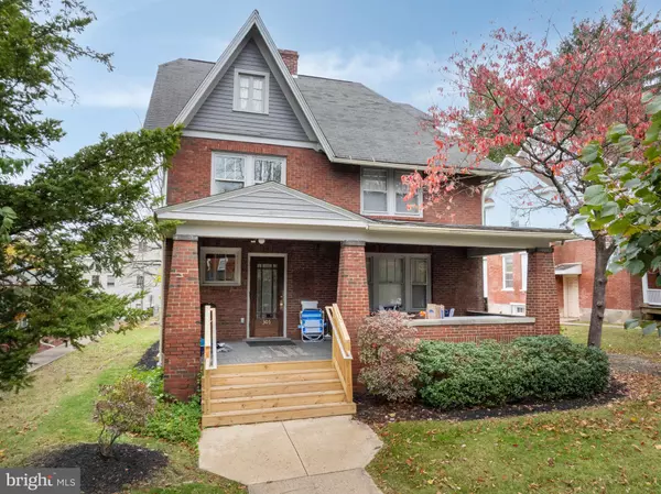 305 S BURROWES ST, State College, PA 16801