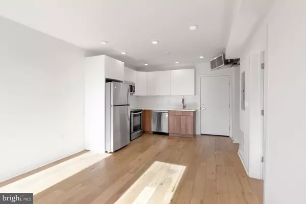 Philadelphia, PA 19125,1416 FRANKFORD AVE #404