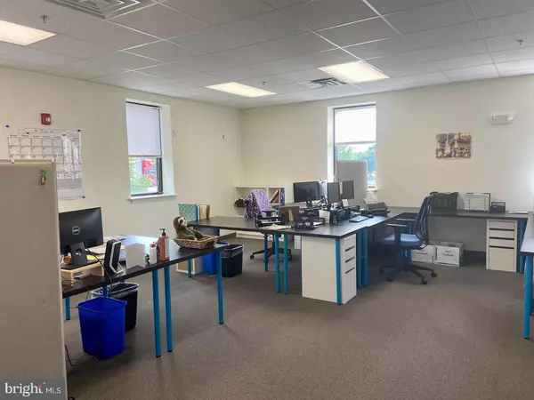 Winchester, VA 22602,240 AIRPORT RD #2