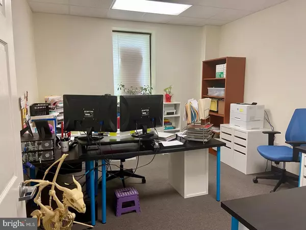 Winchester, VA 22602,240 AIRPORT RD #2