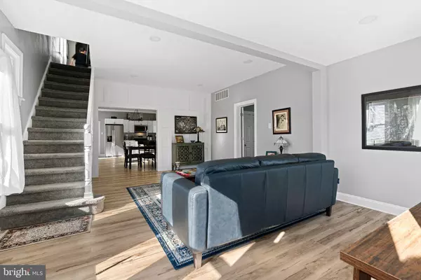 Barrington, NJ 08007,407 KINGSTON AVE