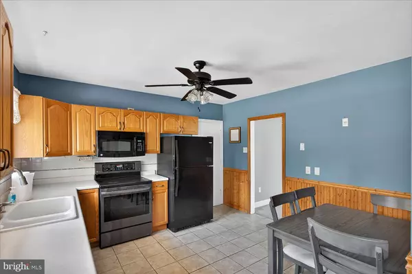 Lancaster, PA 17602,131 FRANCES AVE