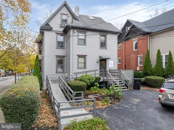 State College, PA 16801,300 S BURROWES ST