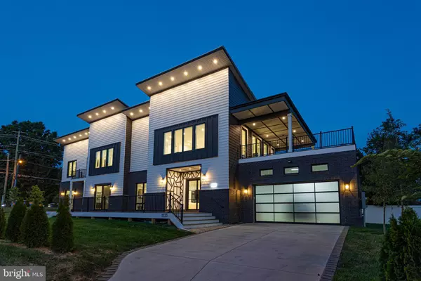 1733 CHAIN BRIDGE RD, Mclean, VA 22101