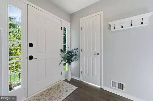 Newark, DE 19711,817 ARBERN PL