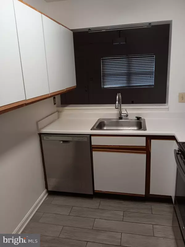 Baltimore, MD 21217,1204 W LAFAYETTE AVE #10