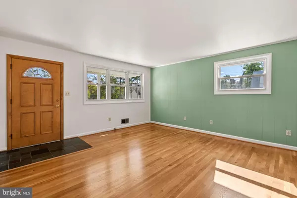 College Park, MD 20740,8700 50TH PL