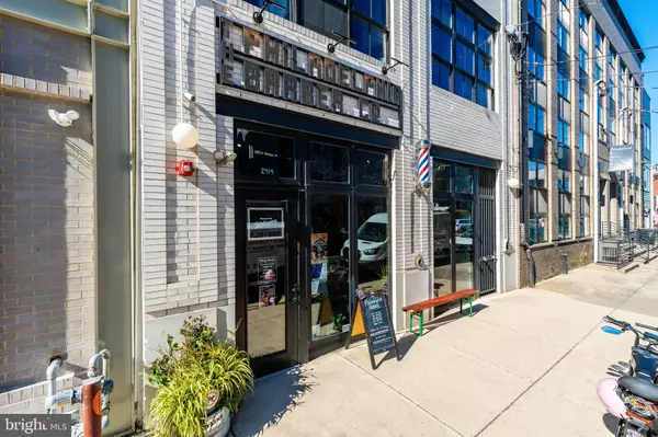 Philadelphia, PA 19125,2414 FRANKFORD AVE