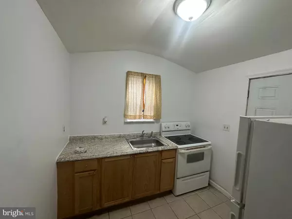 Philadelphia, PA 19133,2835 N MUTTER ST