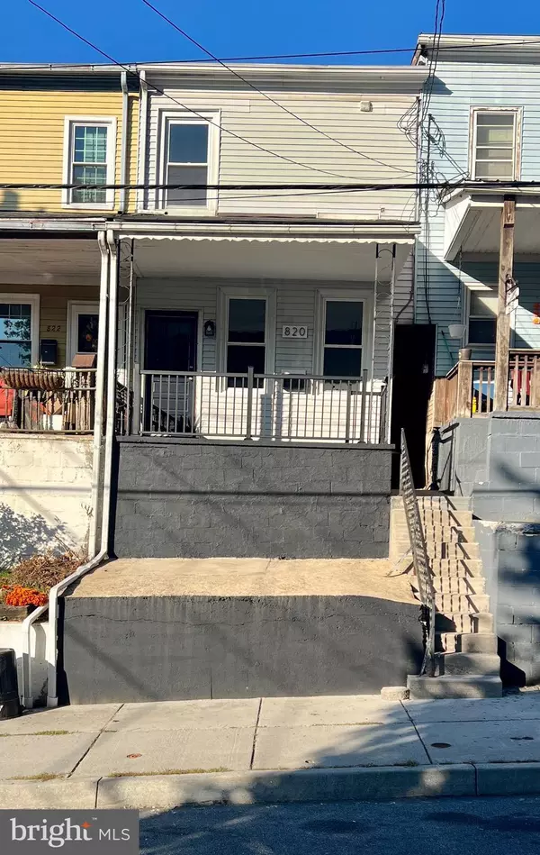 820 PLANE ST, Columbia, PA 17512