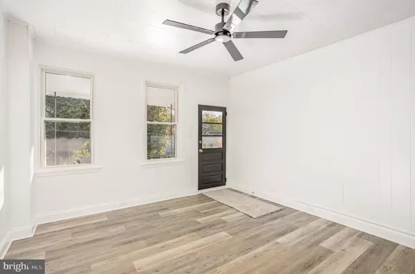 Columbia, PA 17512,820 PLANE ST