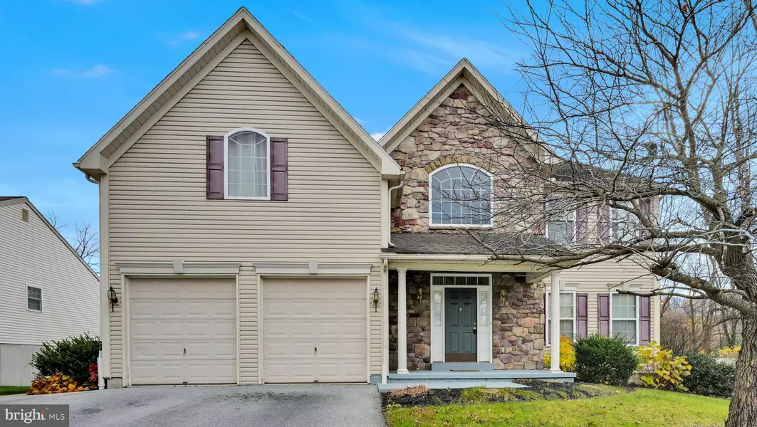 228 LONGVIEW DR, Reading, PA 19608