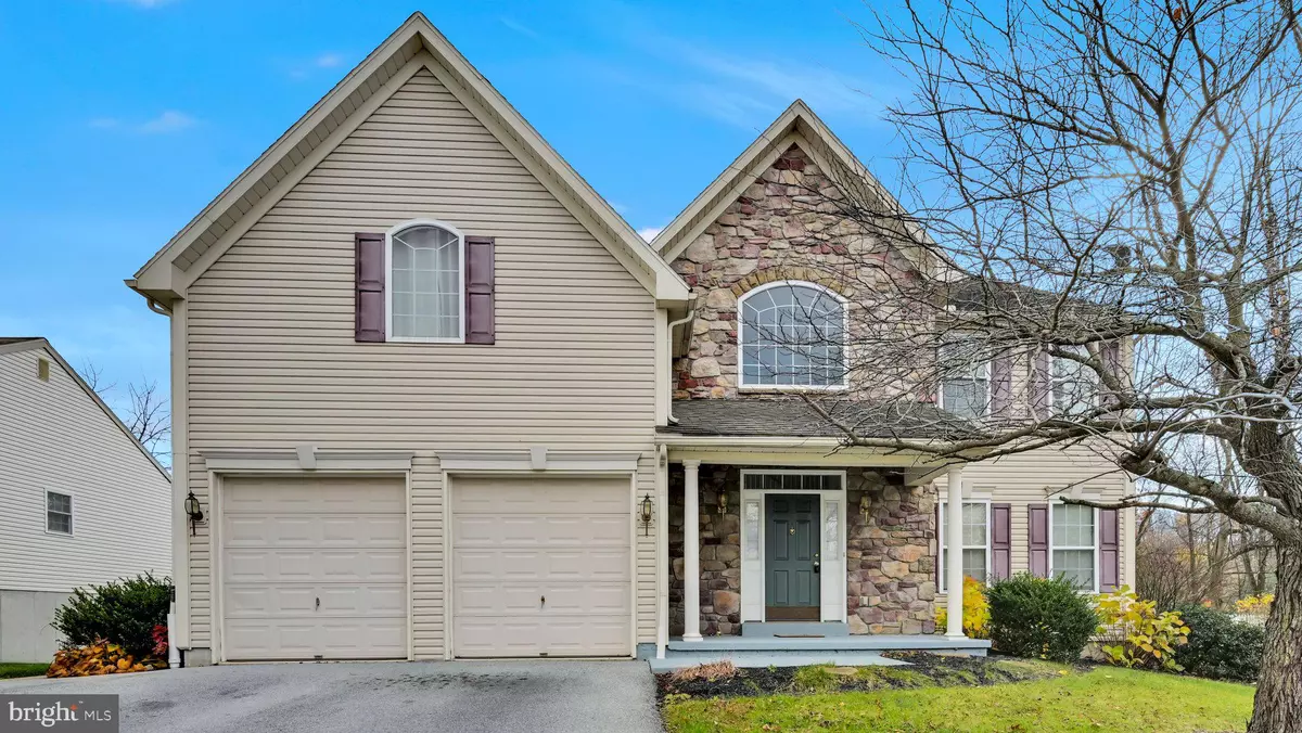 Reading, PA 19608,228 LONGVIEW DR