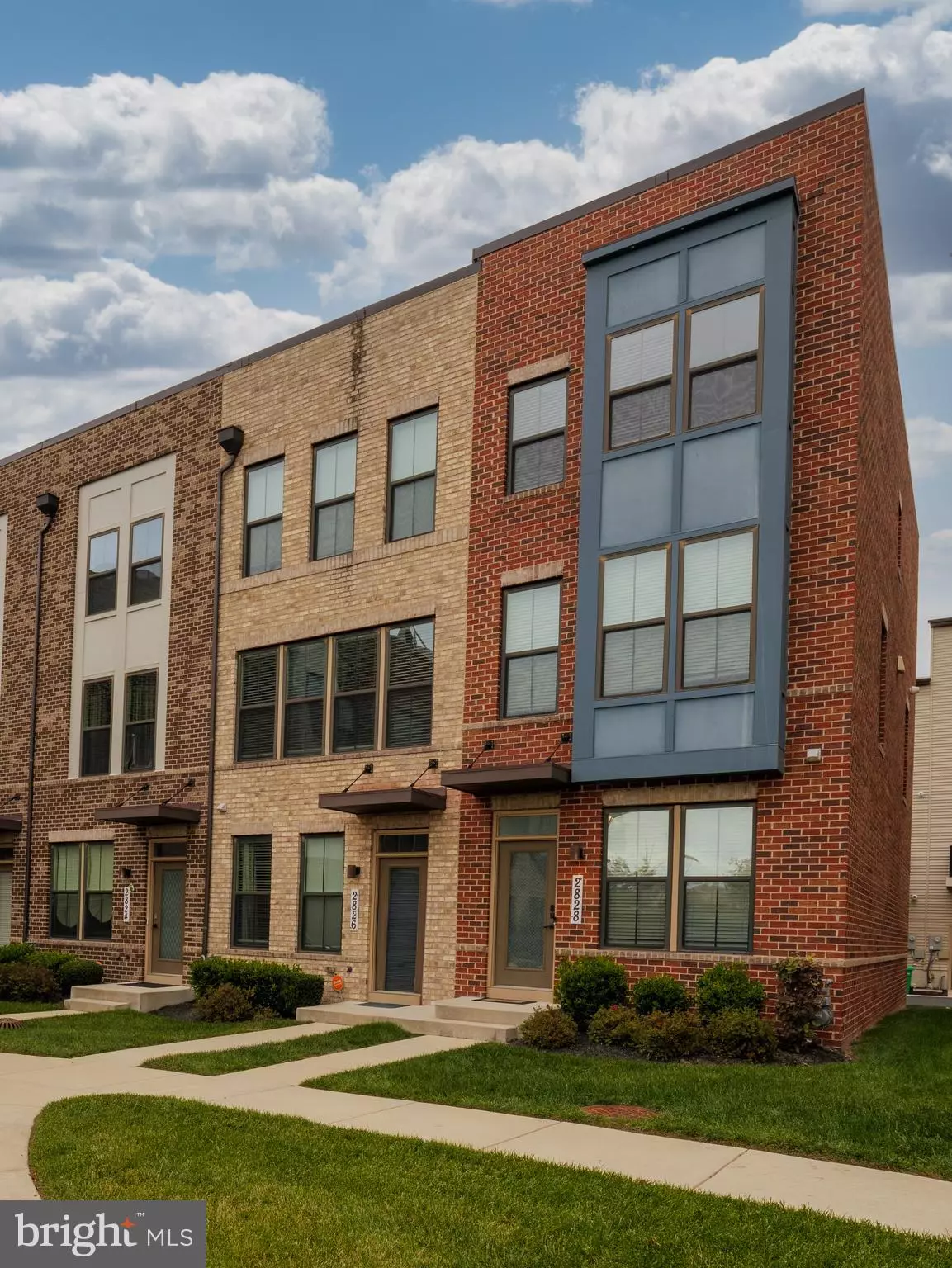 Suitland, MD 20746,2828 ARTS VISTA BLVD