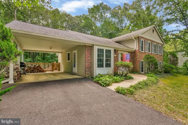 White Plains, MD 20695,4038 SPRING VALLEY DR