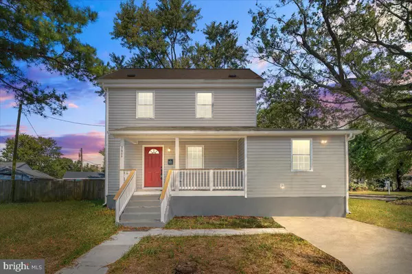 1103 BURNSIDE ST, Hopewell, VA 23860
