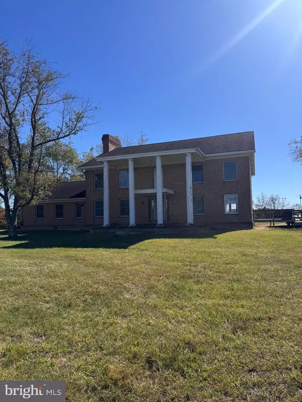 14924 CLEAR SPRING RD, Williamsport, MD 21795