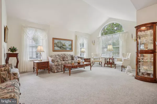 Toms River, NJ 08755,2703 MEADOW LAKE DR