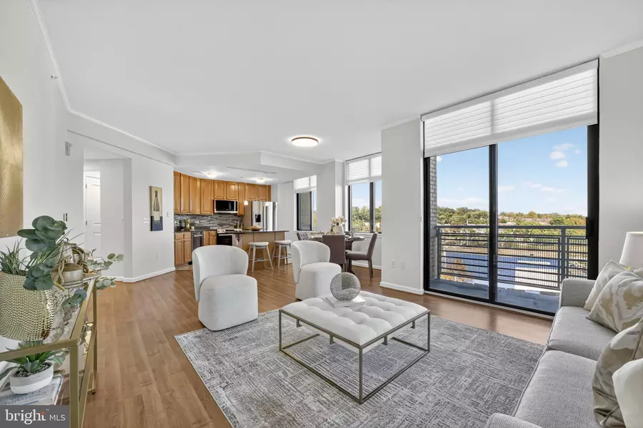 2720 S ARLINGTON MILL DR #914, Arlington, VA 22206