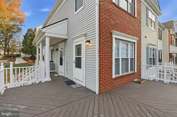 Dumfries, VA 22025,15663 VIEWPOINT CIR