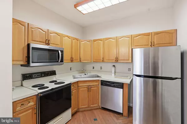 Dumfries, VA 22025,15663 VIEWPOINT CIR