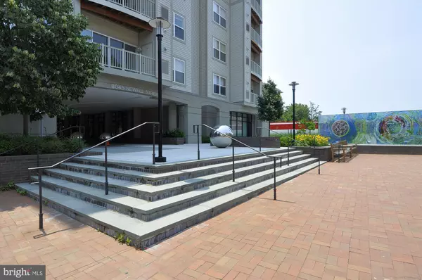 Silver Spring, MD 20910,8045 NEWELL ST #215