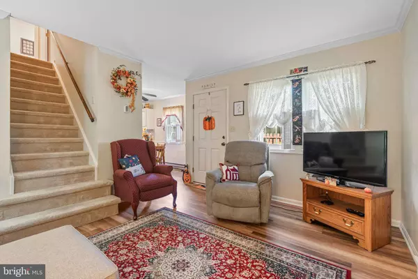 Ephrata, PA 17522,11 E SUNSET AVE