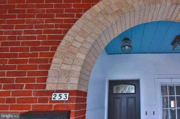 Souderton, PA 18964,253 W CHESTNUT ST