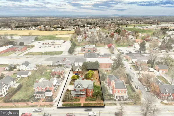 New Oxford, PA 17350,104 LINCOLN WAY WEST