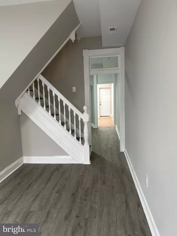 Baltimore, MD 21217,819 APPLETON ST