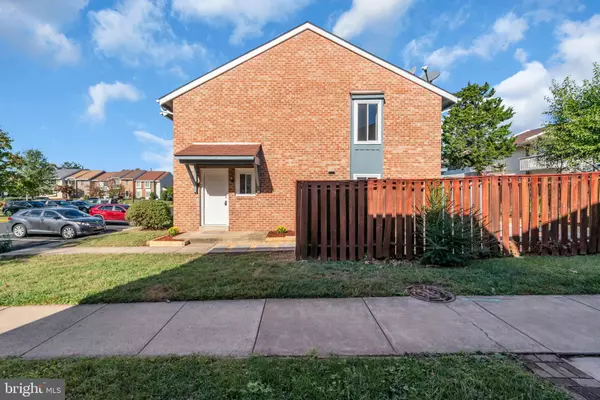 Herndon, VA 20170,13314 APGAR PL