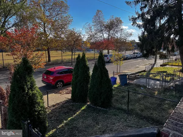 Philadelphia, PA 19135,6532 HEGERMAN ST